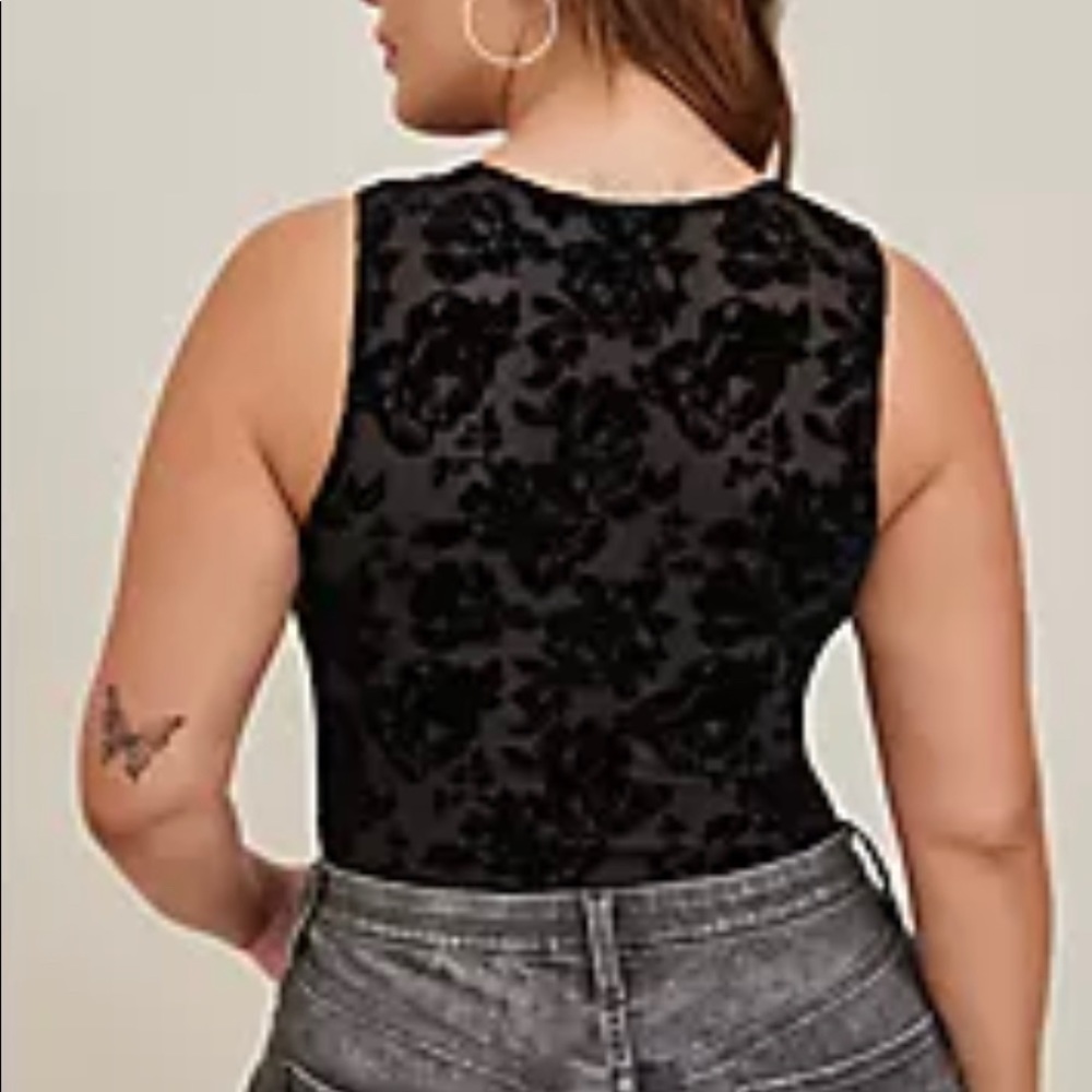 TORRID NWT MESH FLORAL BODYSUIT - Picture 4 of 5
